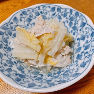 レンジで簡単！白菜と豚肉のミルフィーユ風